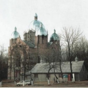 Загальний вигляд новобудови наприкінці 2001 р. Б.